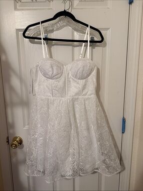 White Embroidered Strapless Tulle Mini Dress